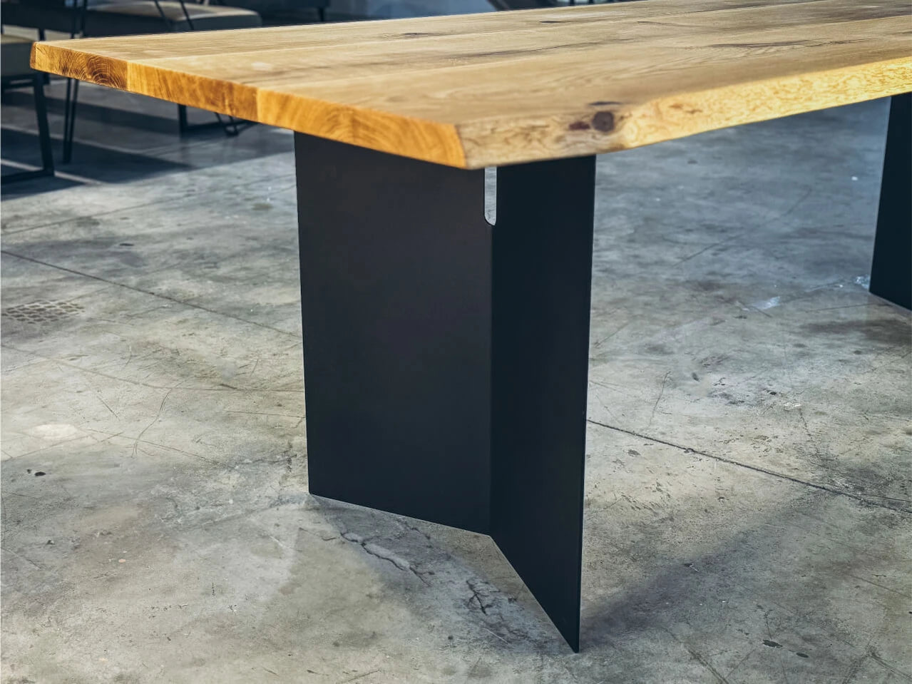 Burriana Edge Table - Modern Minimalist Dining Table