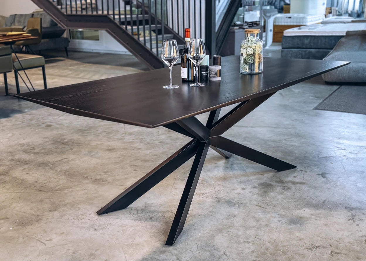 La Palma GeoTable - Contemporary Angular Table