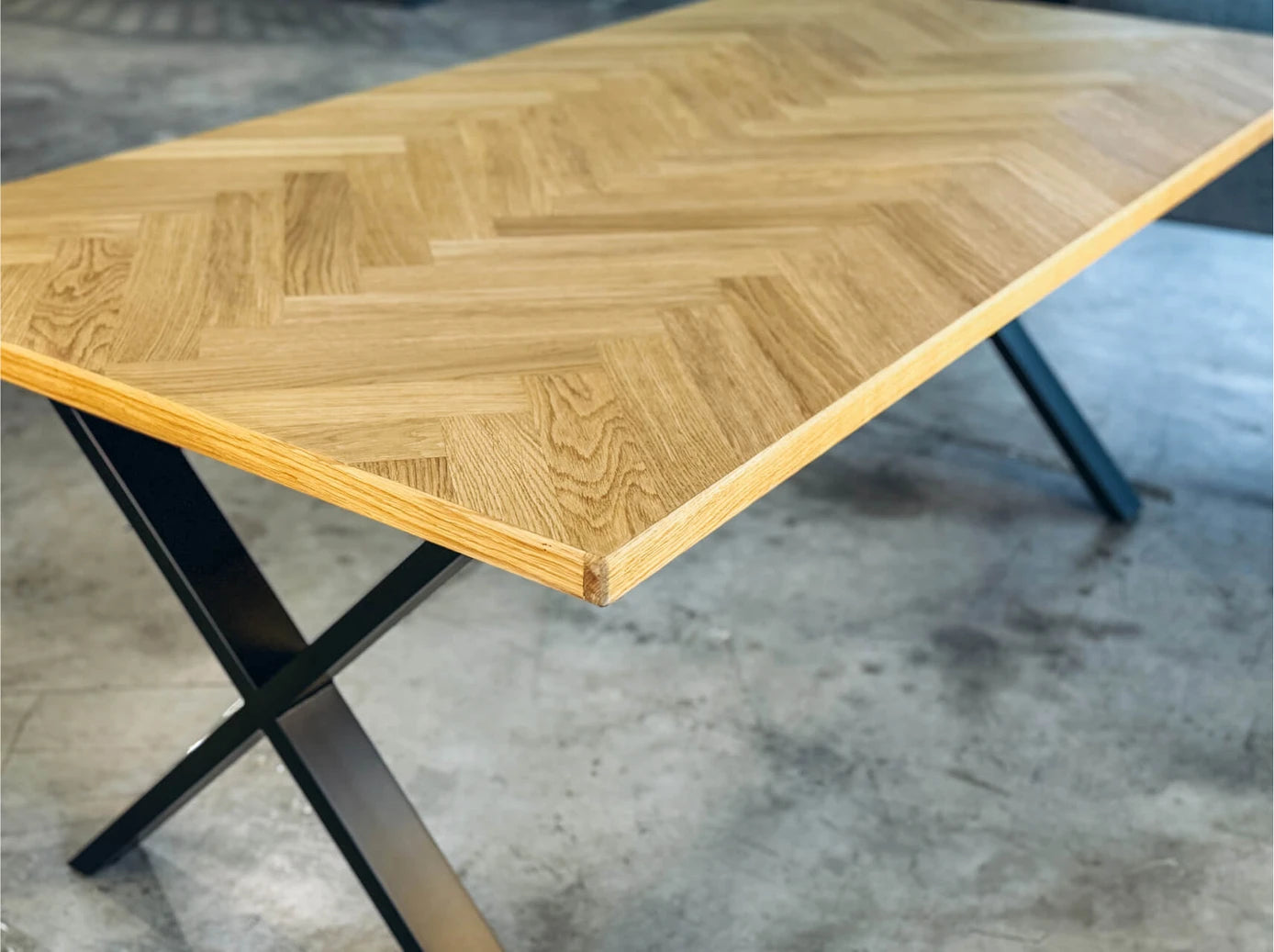 Hellin Honeycomb Table - Stylish Rectangular Furniture