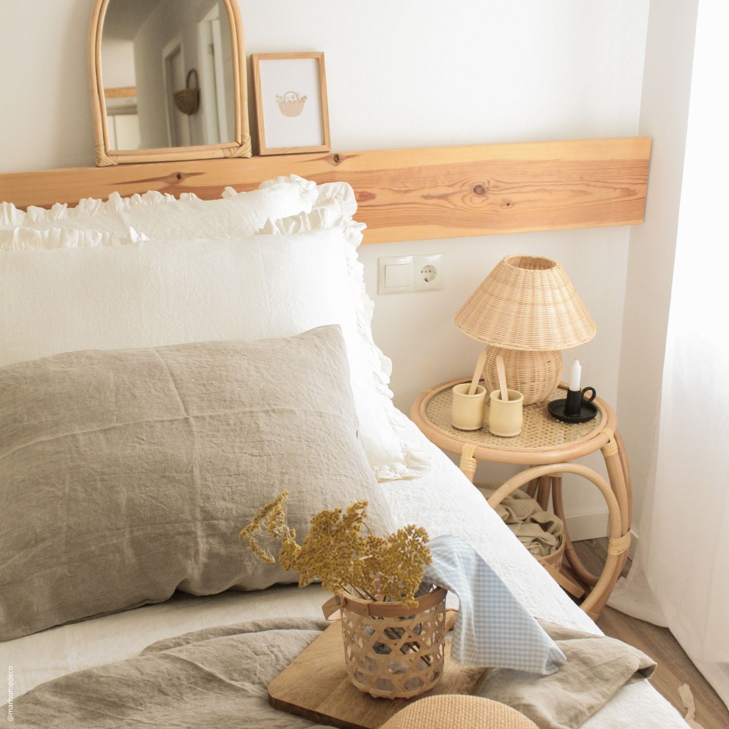 Calvia Cozy Linen Frill - Handmade Linen Pillowcase