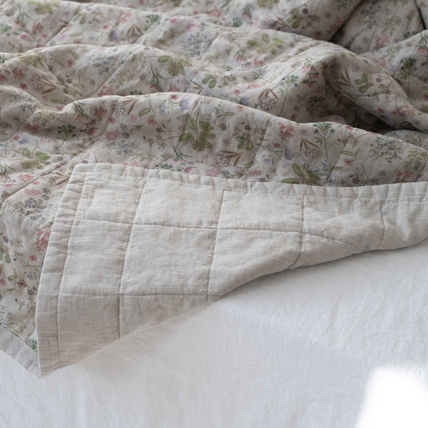 Majadahonda Bliss Linen Comforter - European Flax Quilted Blanket