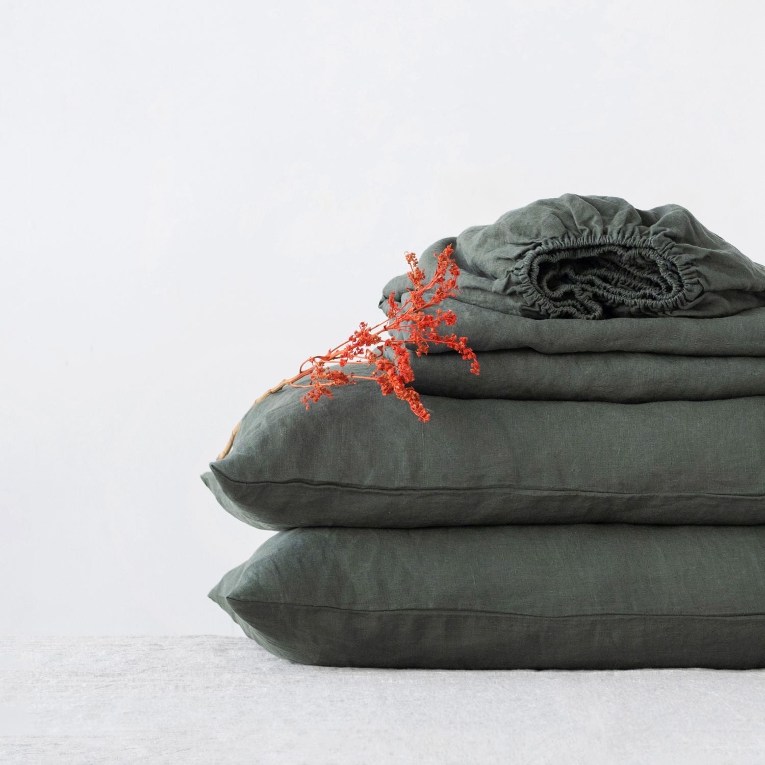 Lucena Linen Dreamscape Set - Hypoallergenic Sheet Ensemble