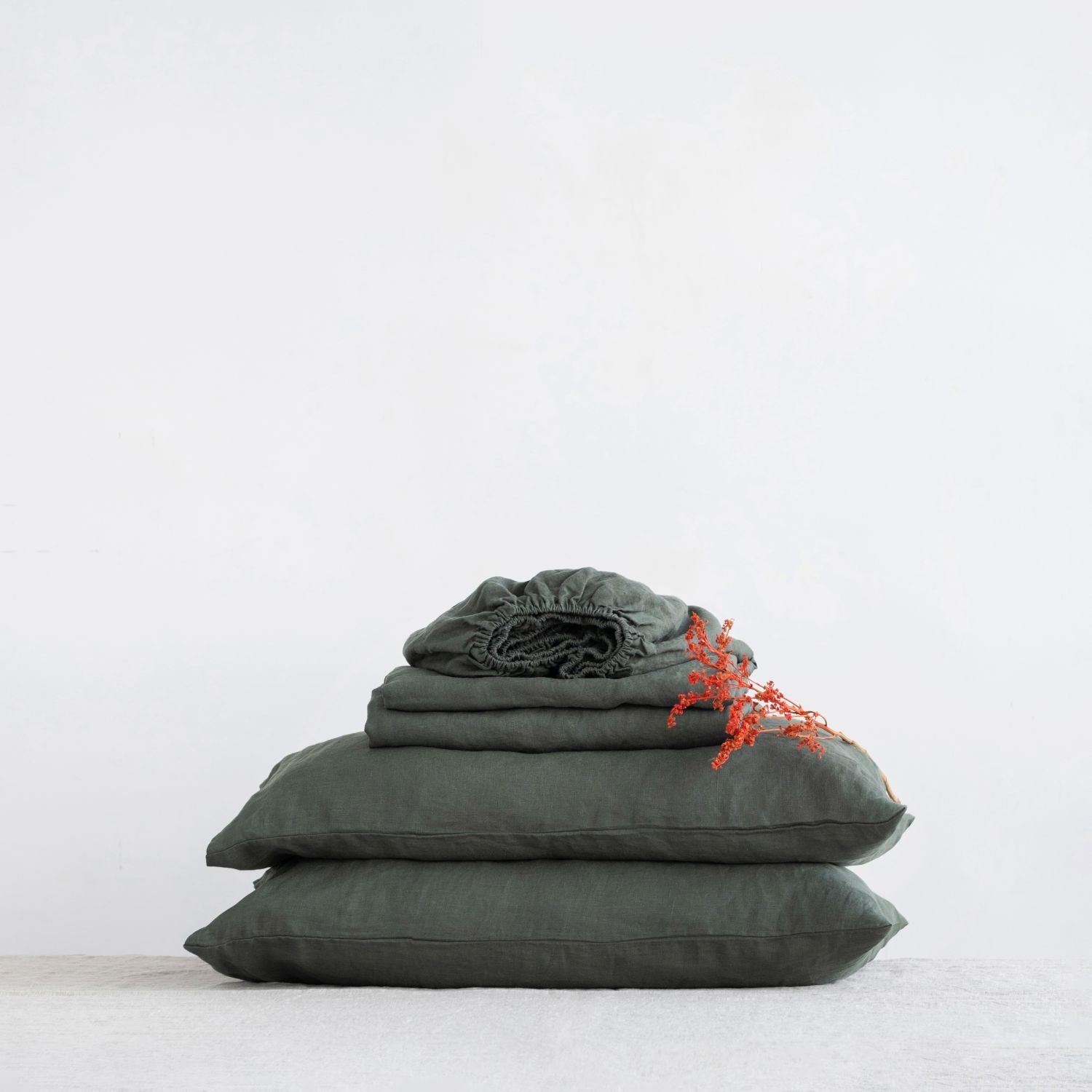 Lucena Linen Dreamscape Set - Hypoallergenic Sheet Ensemble