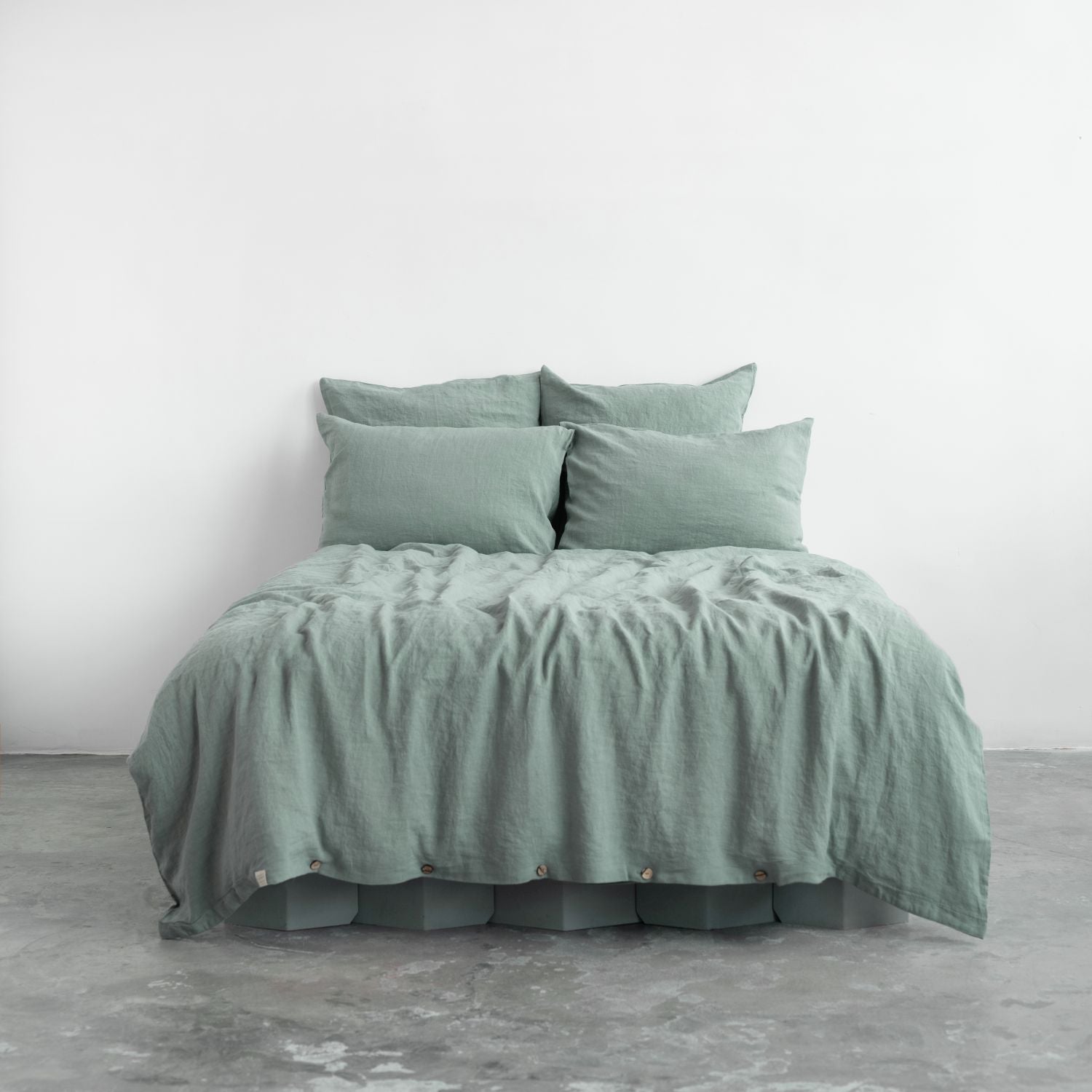 Sarria Slumber Linen Ensemble - Luxury Linen Bedding Set