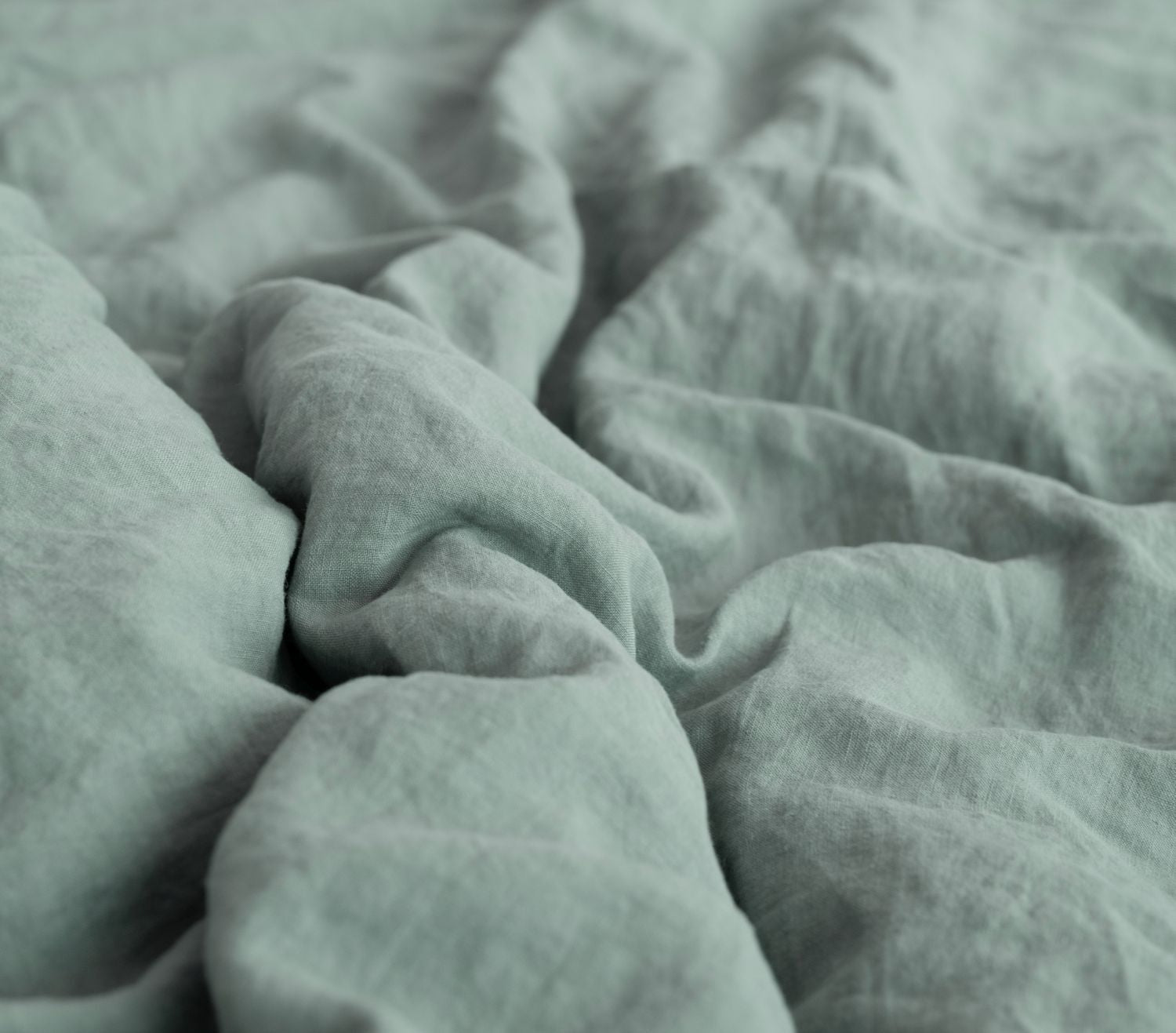 Sarria Slumber Linen Ensemble - Luxury Linen Bedding Set