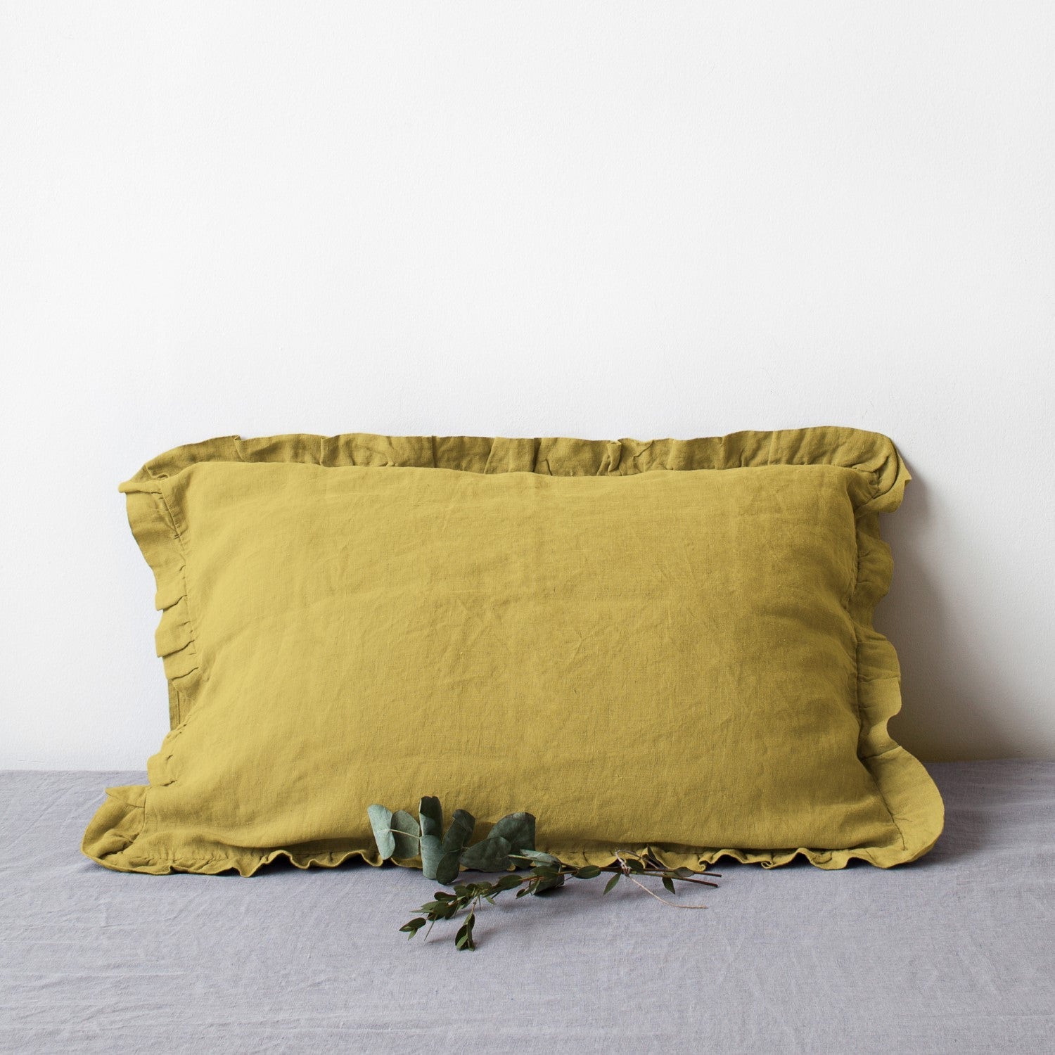 Vila-real Breeze Linen Pillowcase - Frilled Elegance Sleep Cover