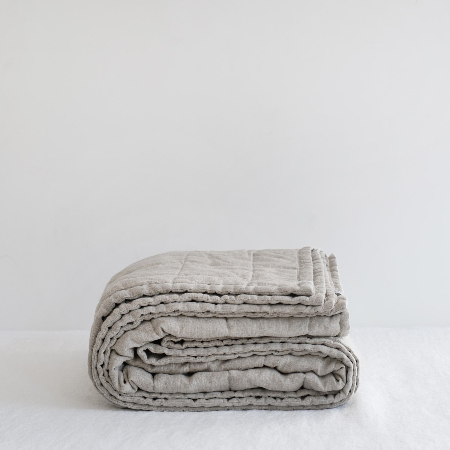 Avila Linen Comfort Quilt - Year-Round Linen Blanket