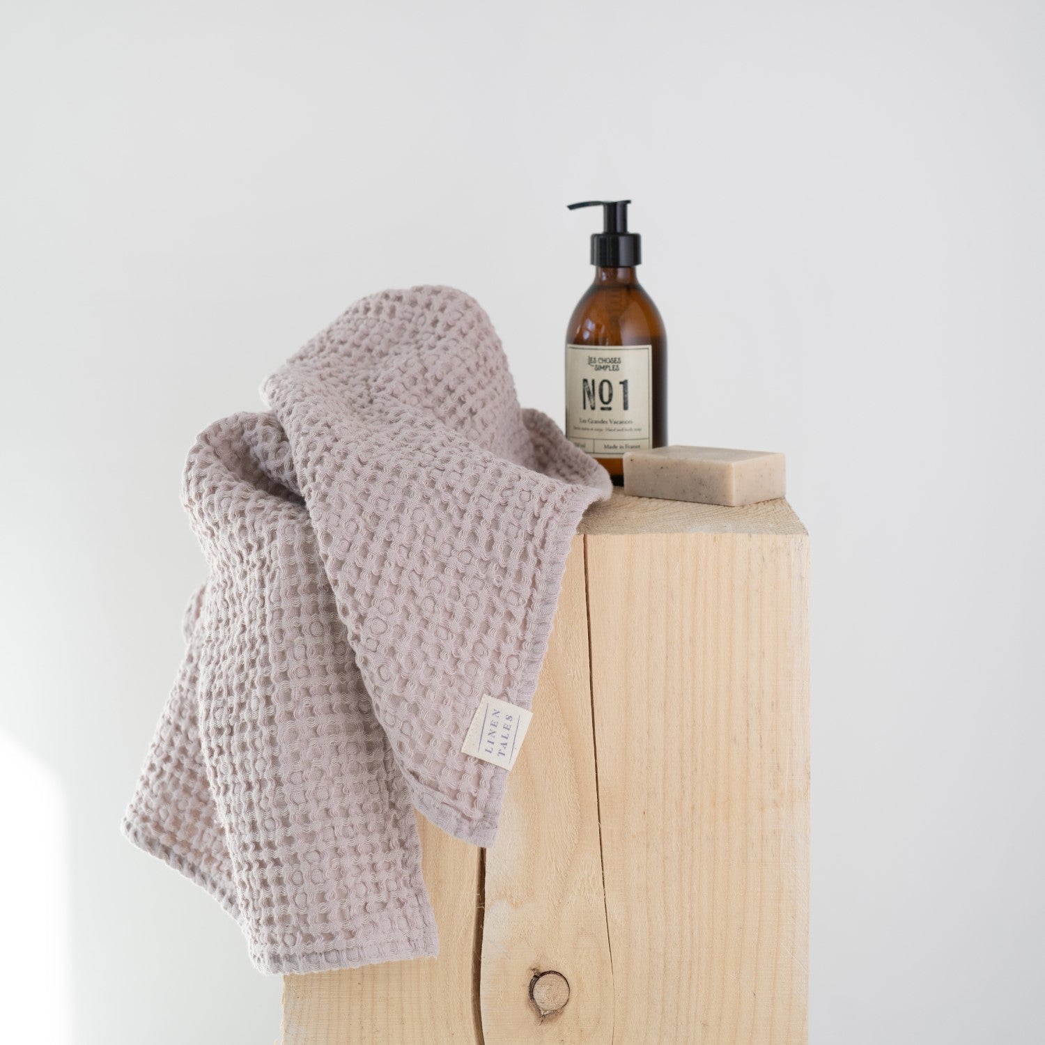Girona Spa Oasis Towels - Voluminous Linen Waffle Set