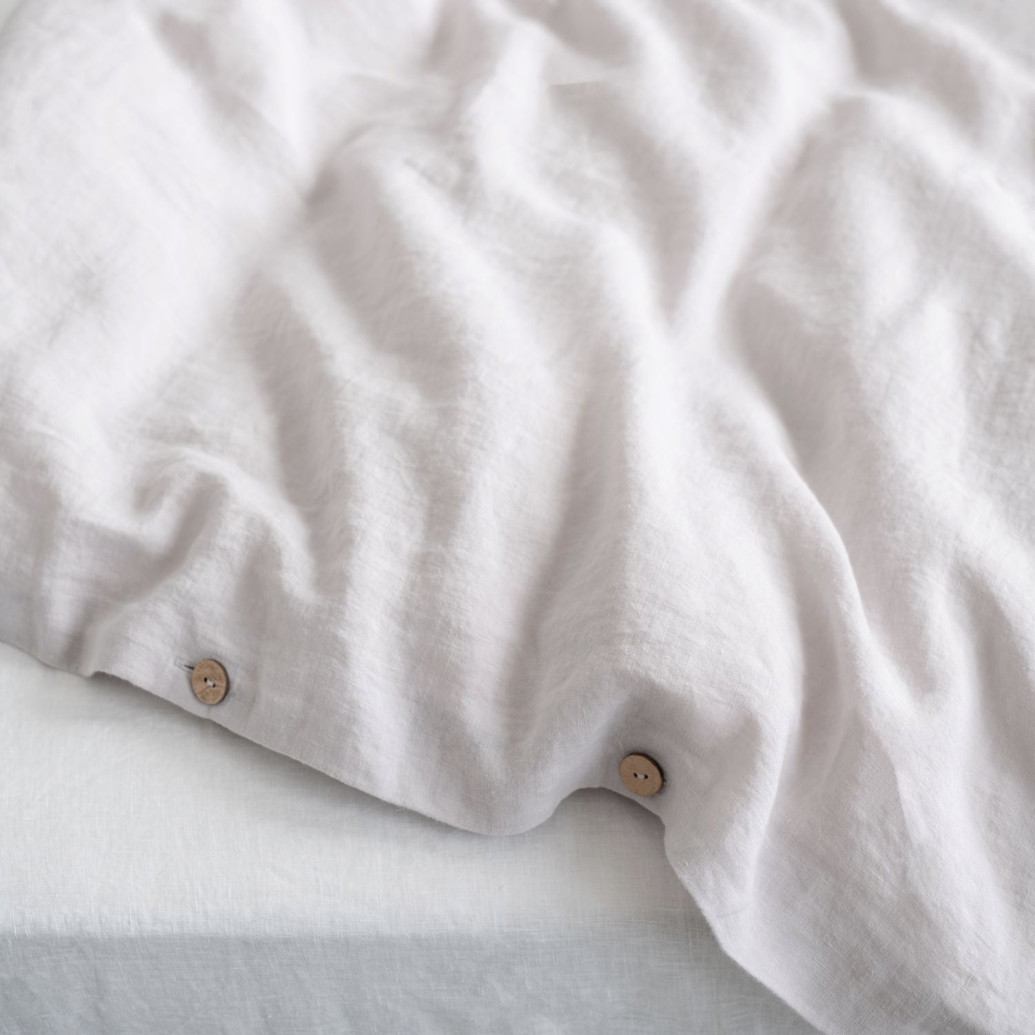 Oliva Linen Sleep Ensemble - Sustainable Linen Duvet Set