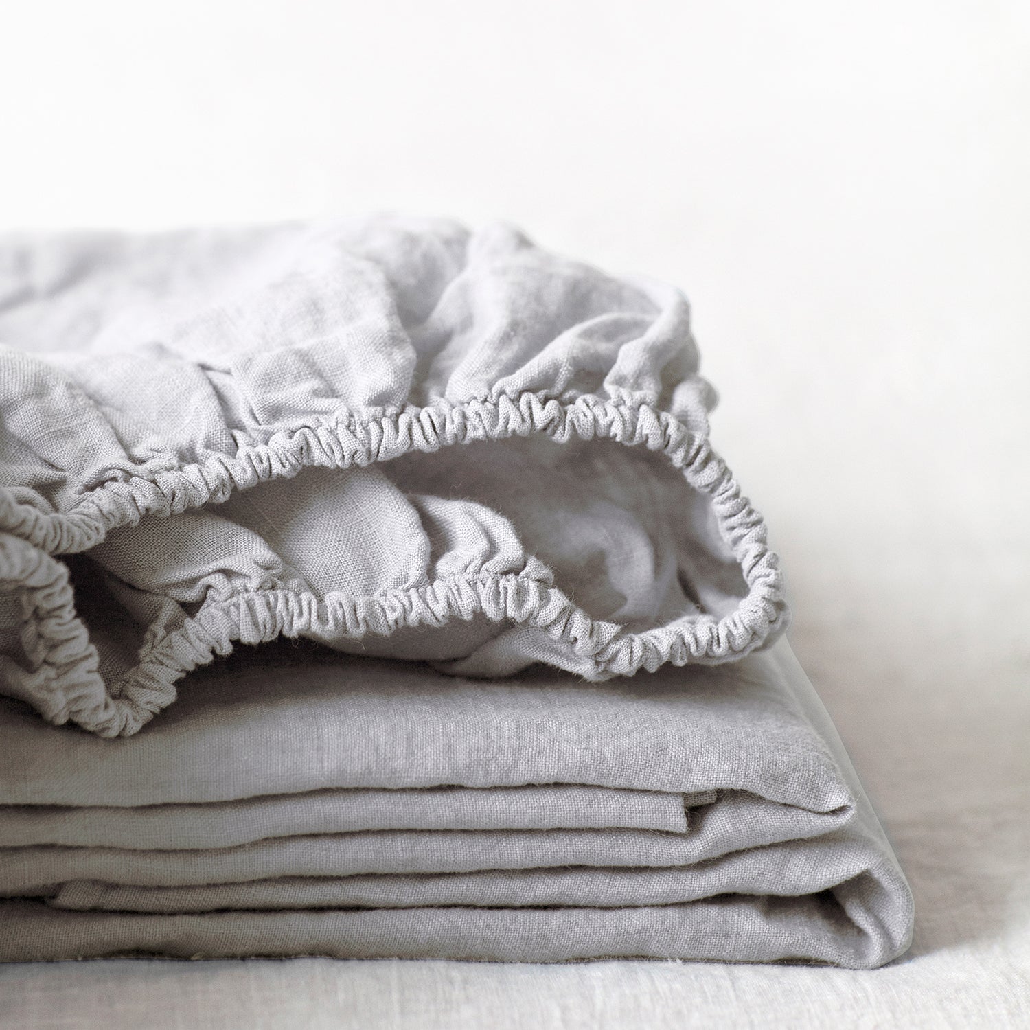 Gijon Breeze Linen Sheet - Luxurious Fitted Linen Comfort