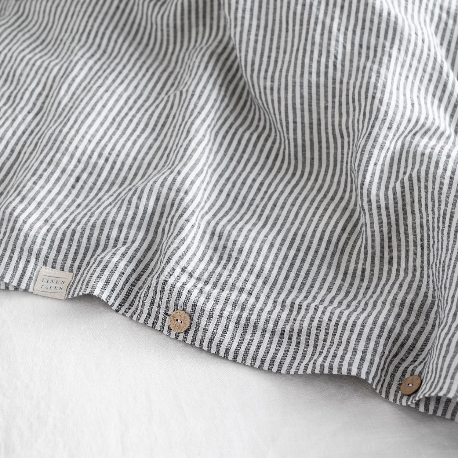 Motril Slumber Linen Ensemble - Handmade Sustainable Duvet Set