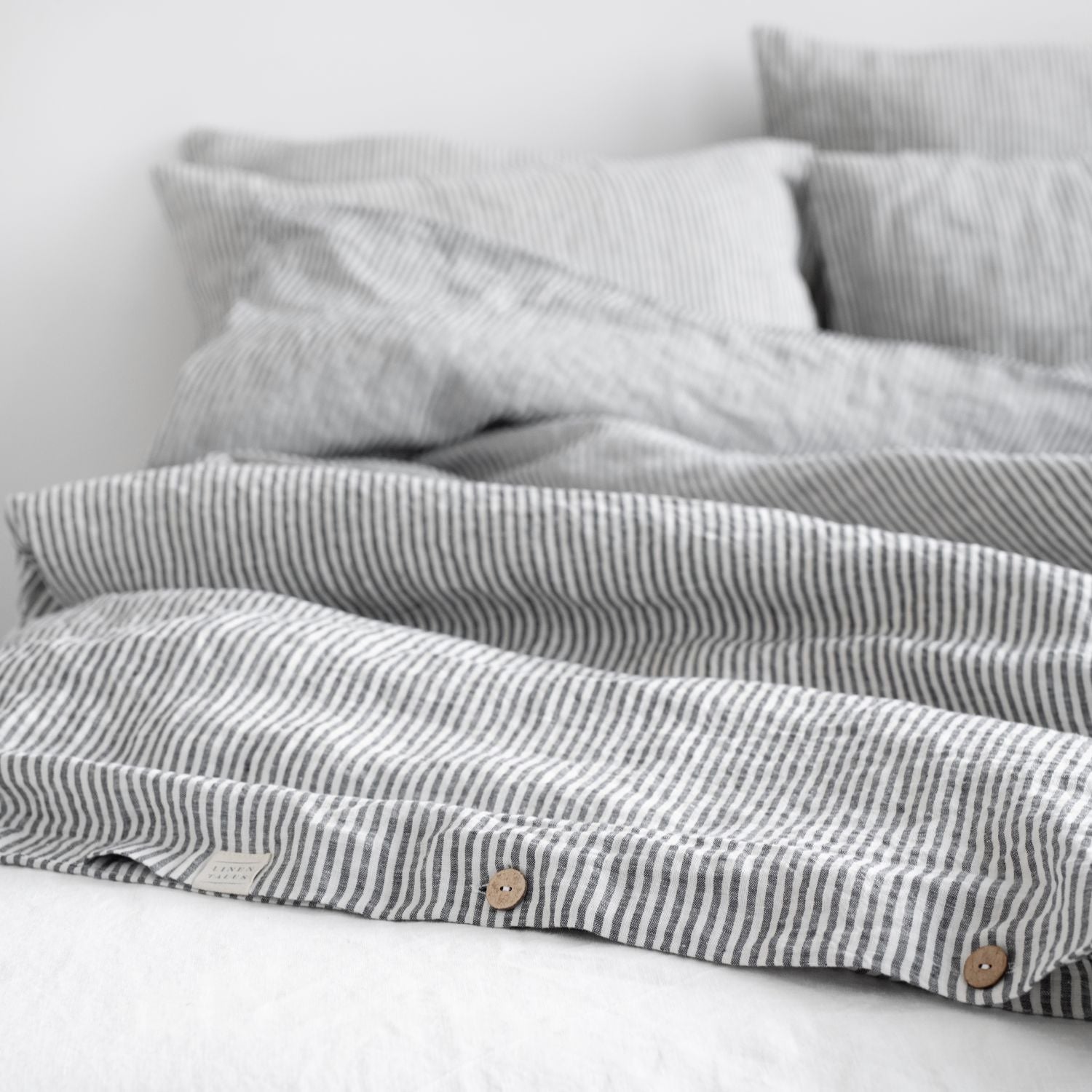 Motril Slumber Linen Ensemble - Handmade Sustainable Duvet Set