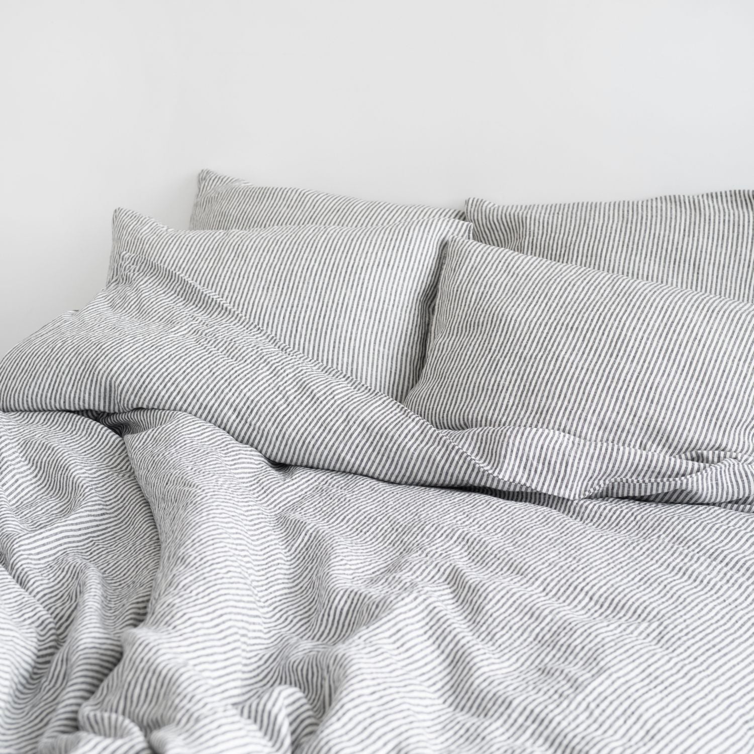 Motril Slumber Linen Ensemble - Handmade Sustainable Duvet Set