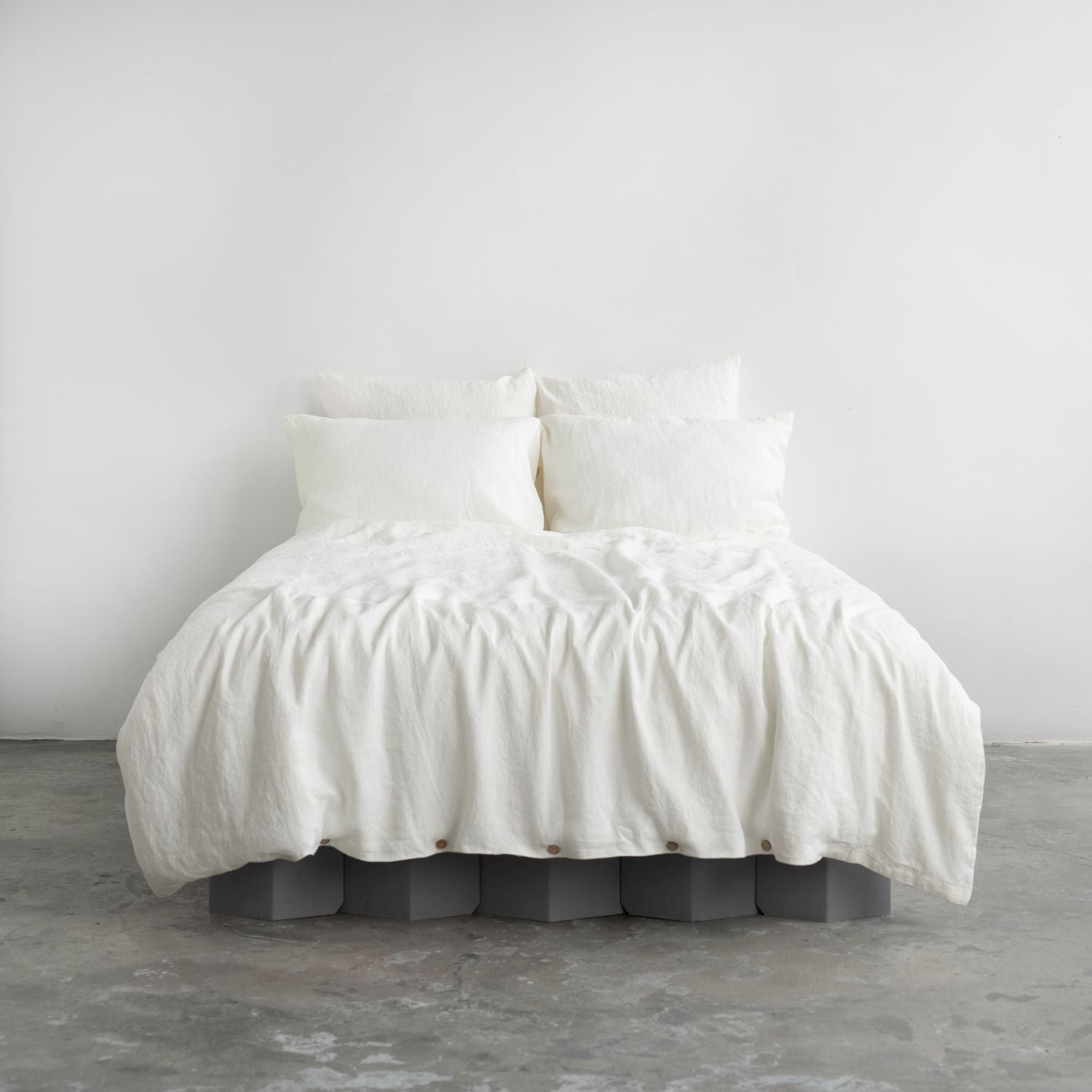 Cieza Comfort Linen Ensemble - Handmade Sustainable Duvet Set