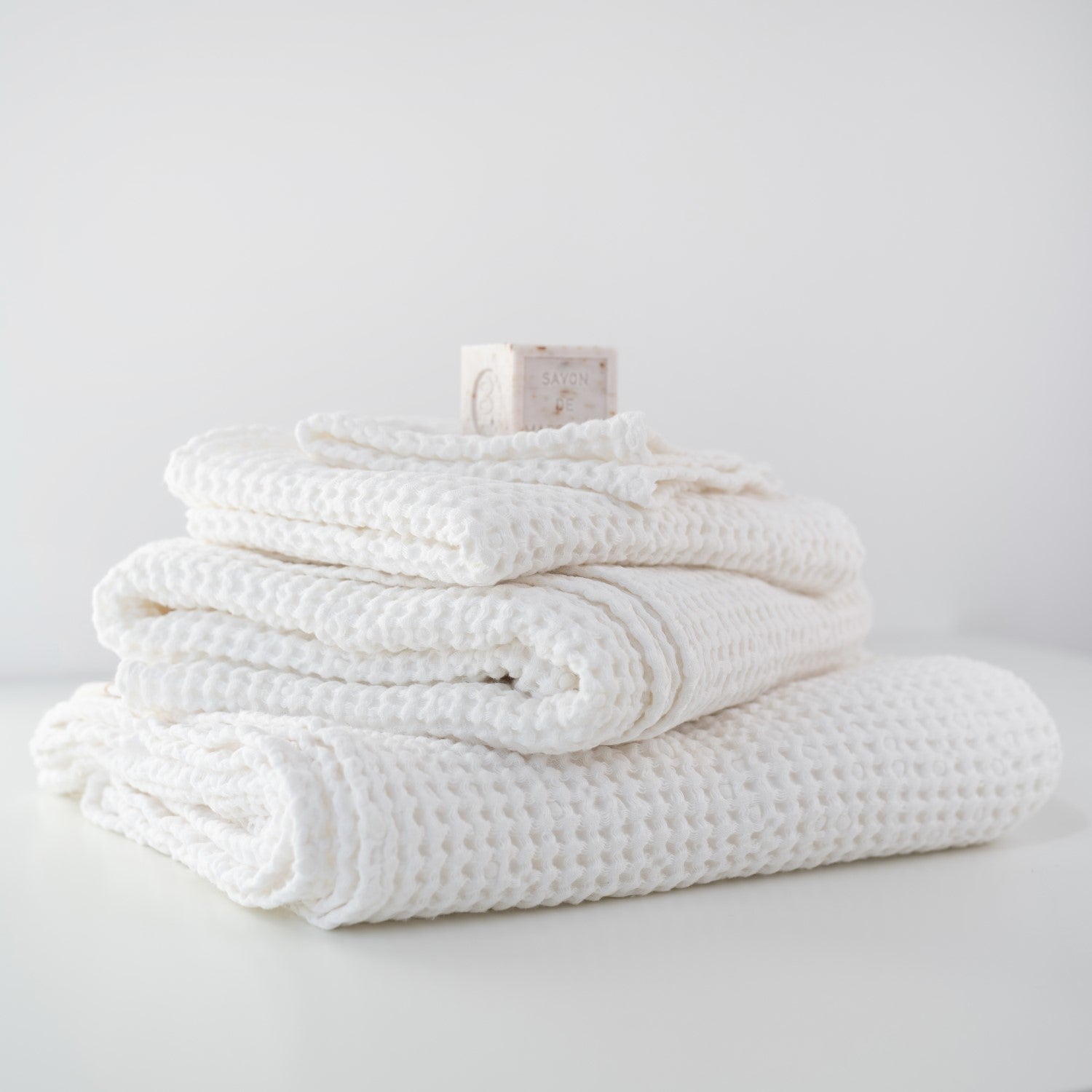 Avila Spa-Comfort Waffle Ensemble - Luxurious Linen & Cotton Towels