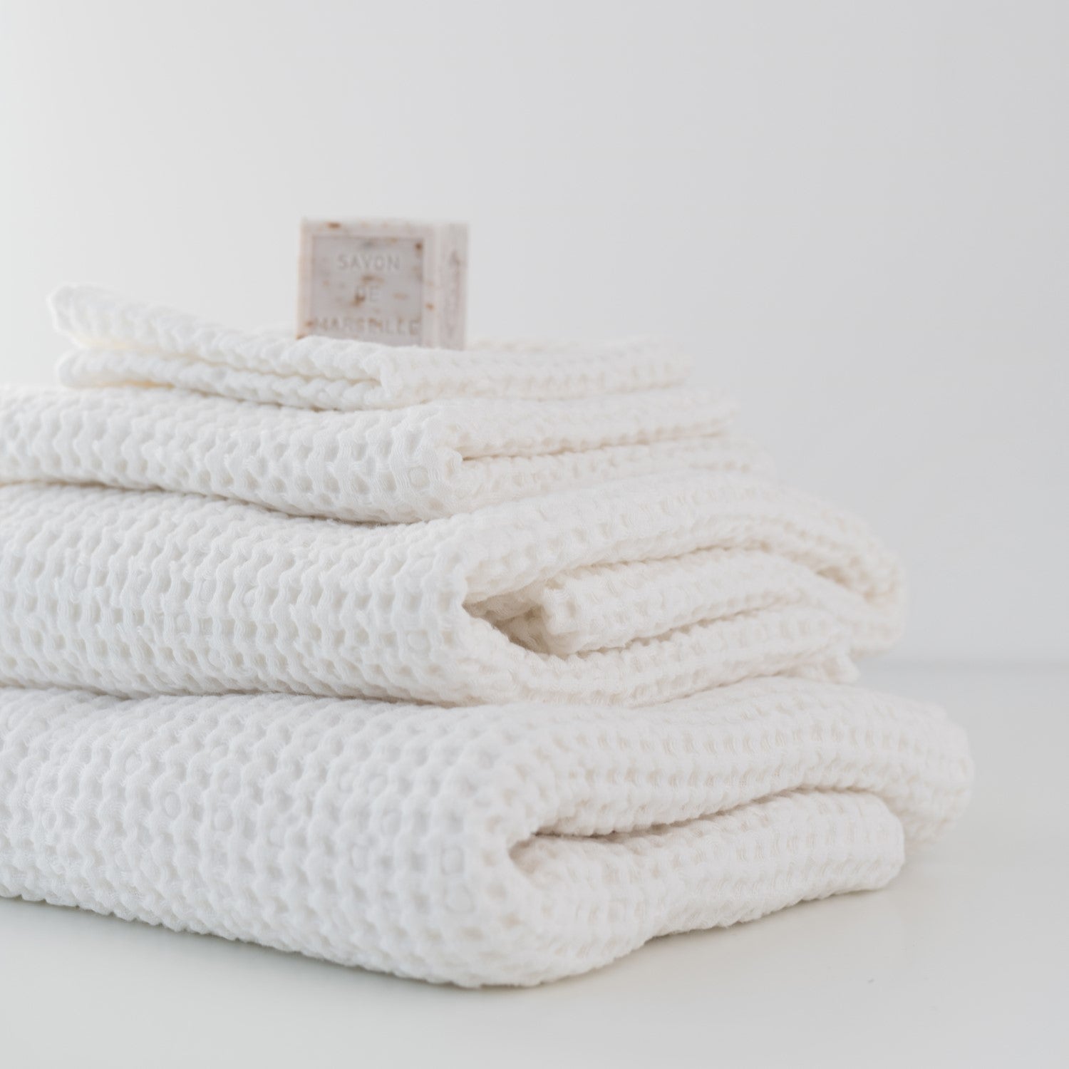 Avila Spa-Comfort Waffle Ensemble - Luxurious Linen & Cotton Towels