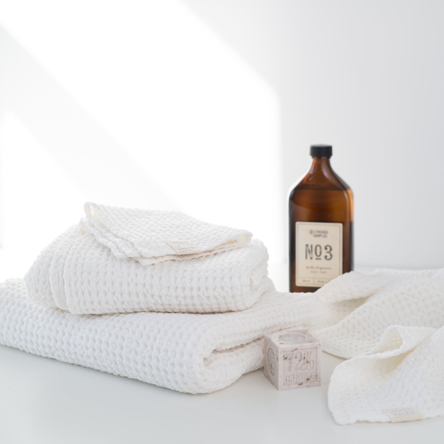 Avila Spa-Comfort Waffle Ensemble - Luxurious Linen & Cotton Towels