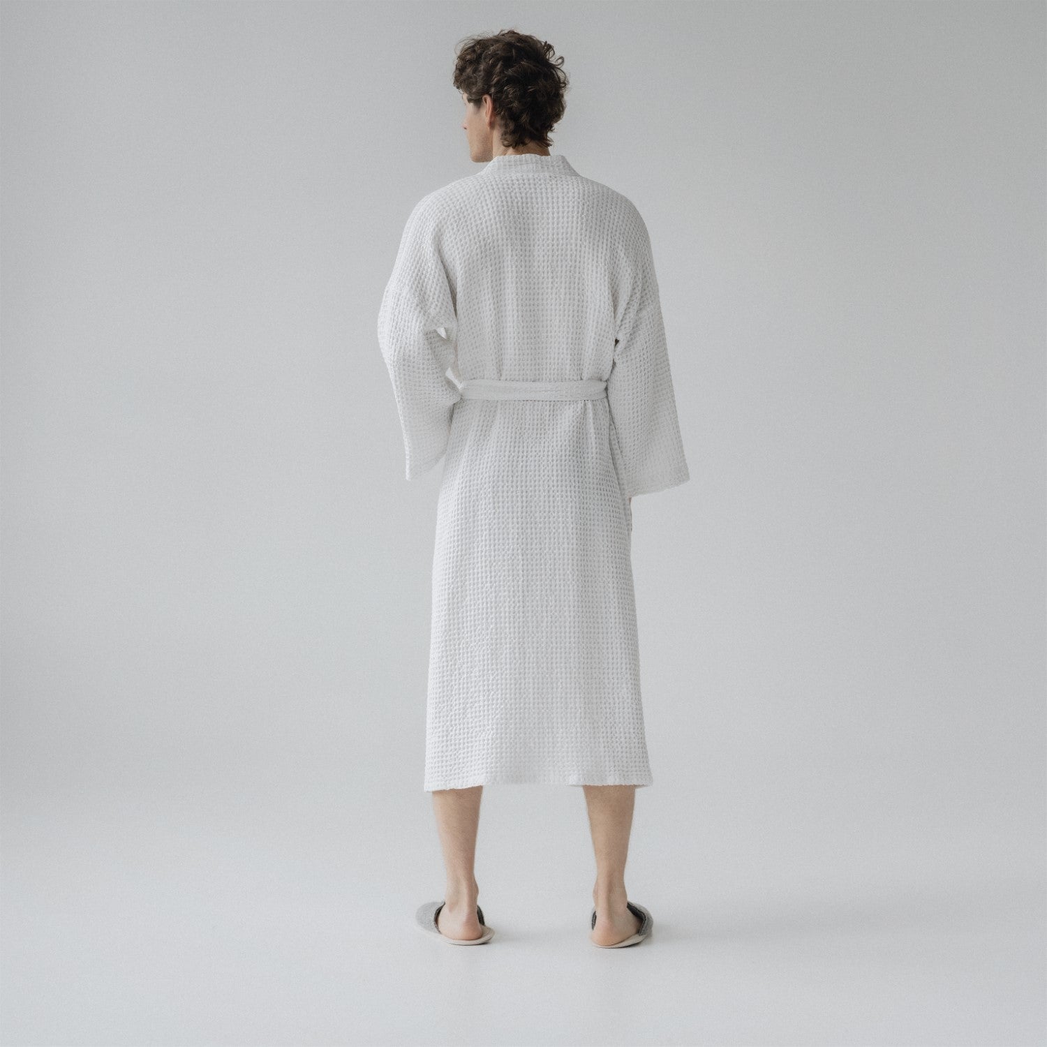 Alzira Cloud Embrace Bathrobe - Linen Cotton Waffle Spa Robe