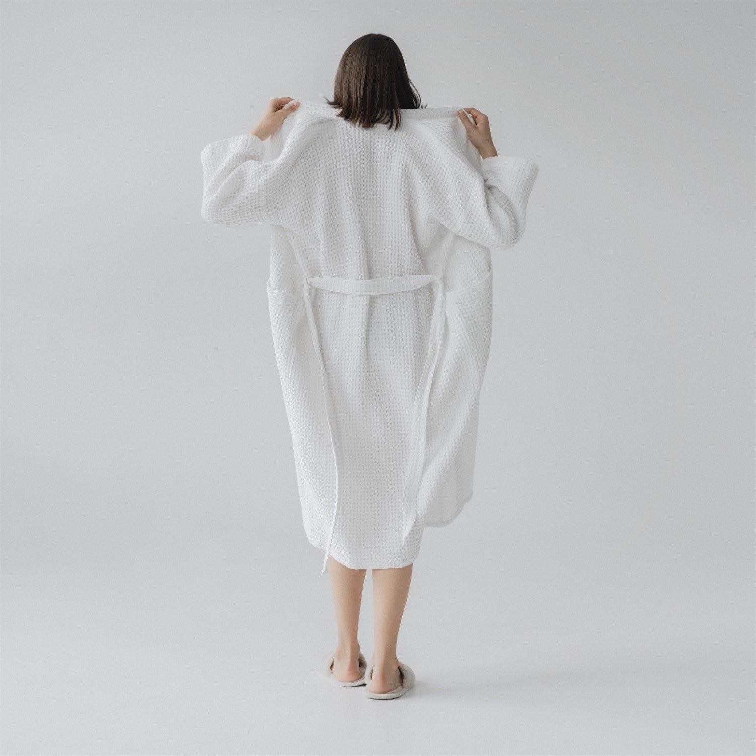 Alzira Cloud Embrace Bathrobe - Linen Cotton Waffle Spa Robe
