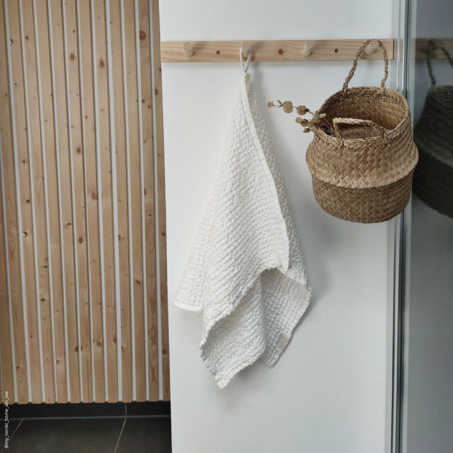 Avila Spa-Comfort Waffle Ensemble - Luxurious Linen & Cotton Towels