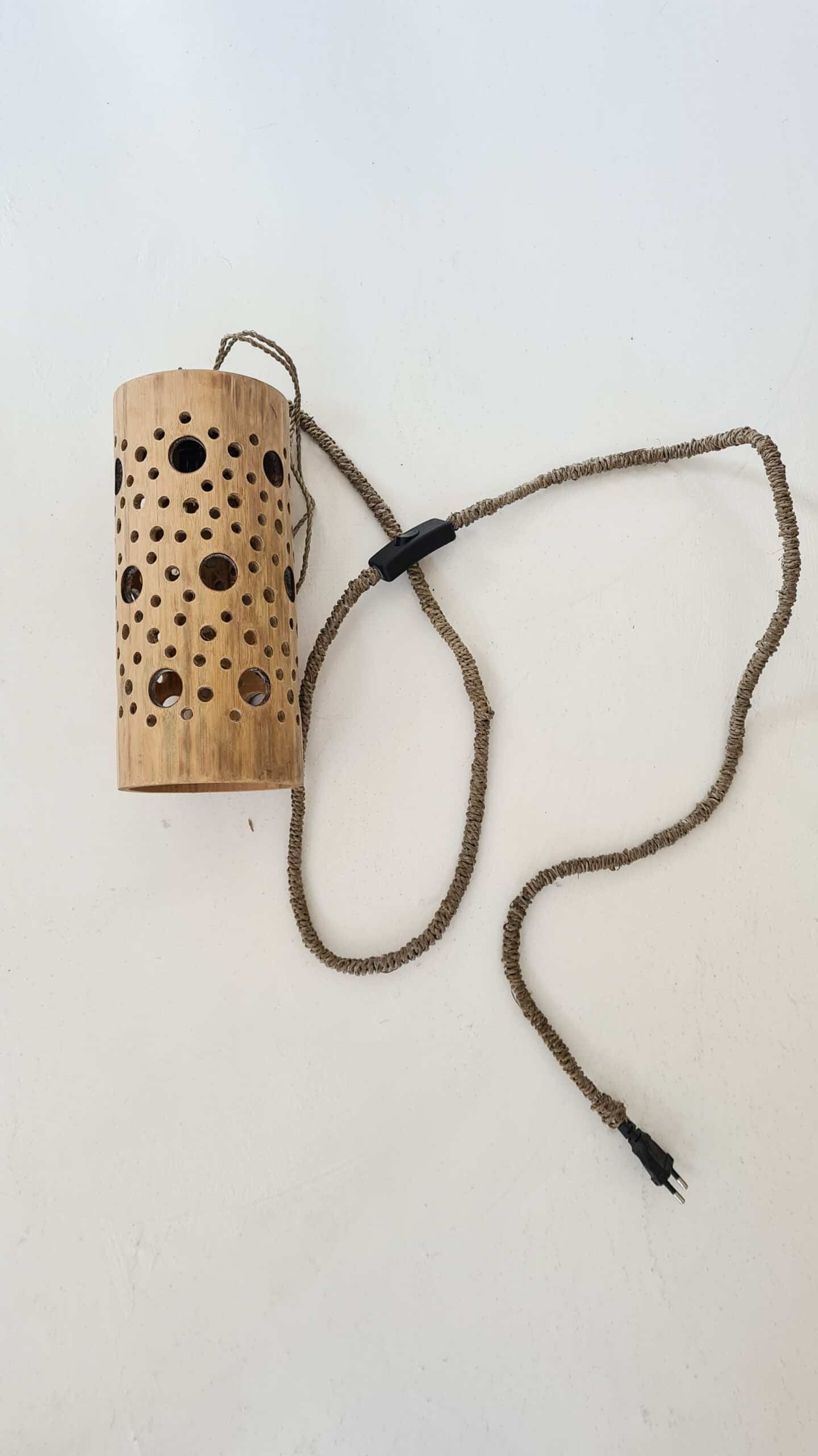 La Laguna Bamboo Tube Lamp - Stylish Natural Lighting