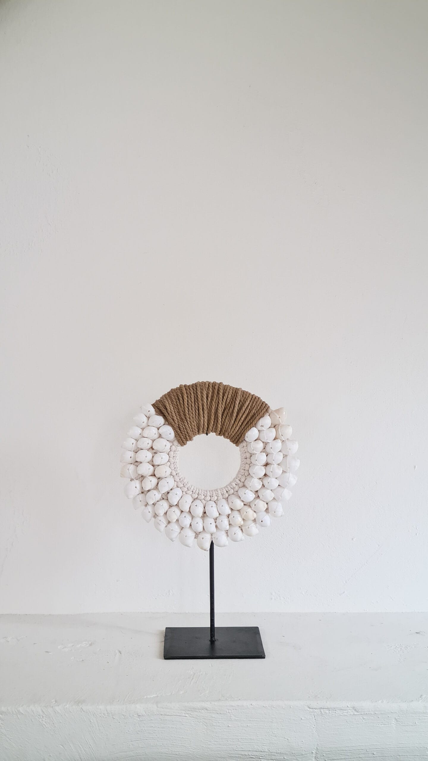 Valencia Shells Necklace - Elegant Beach Accessory