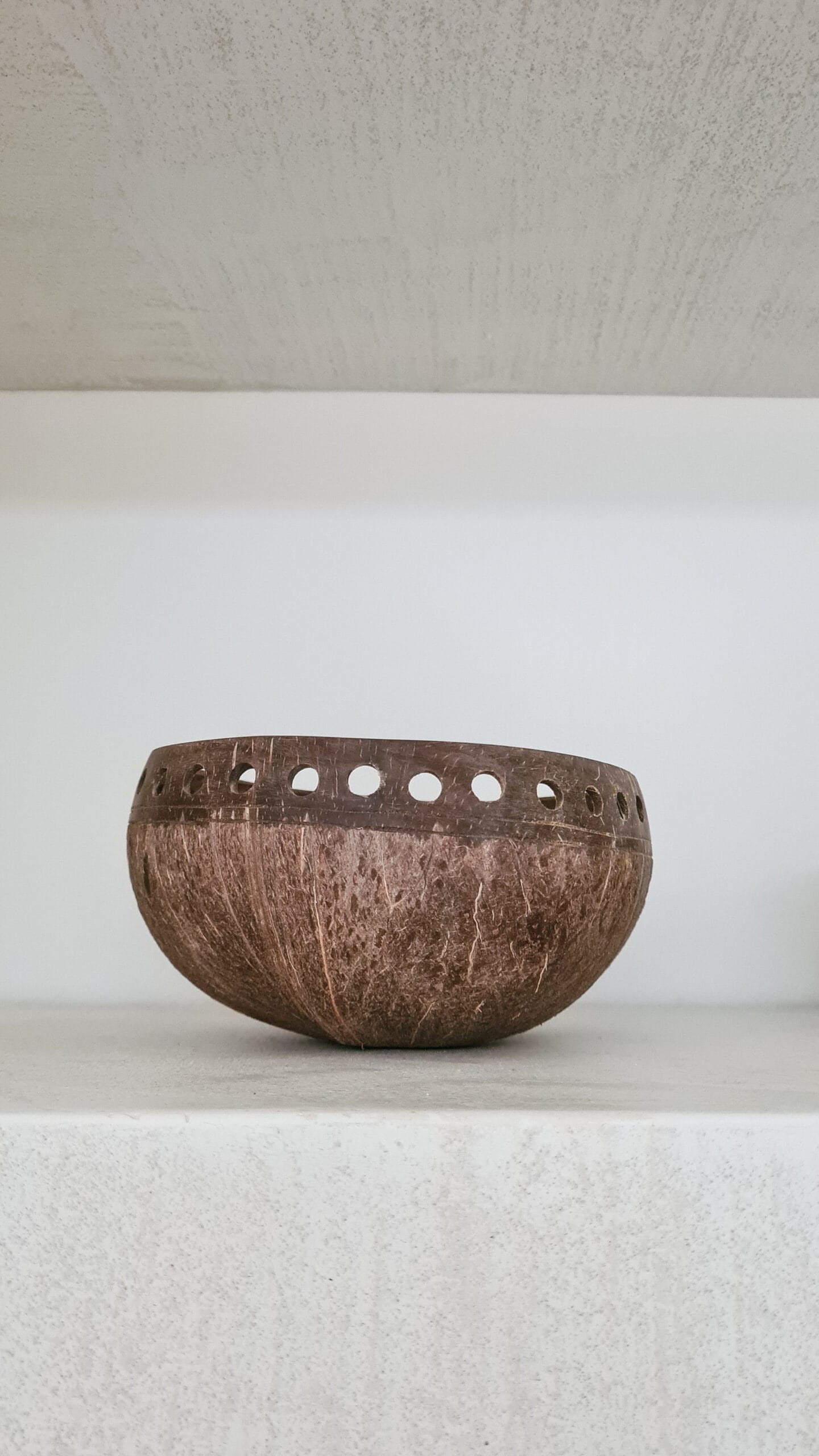 Aranjuez Perforated Dish - Elegant Table Decor