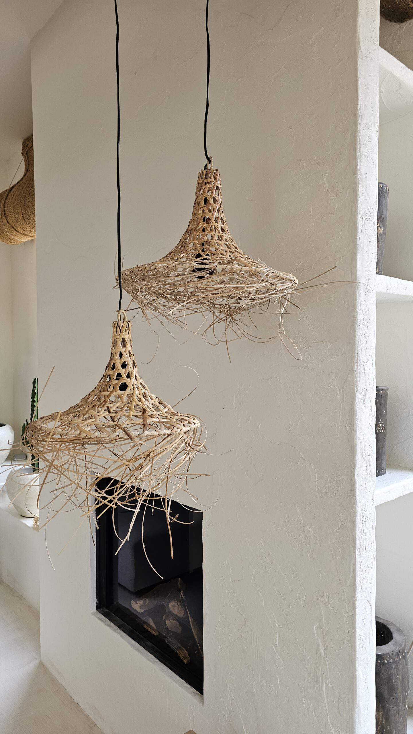 Oliva Lamp with Tendrils - Stylish Lighting