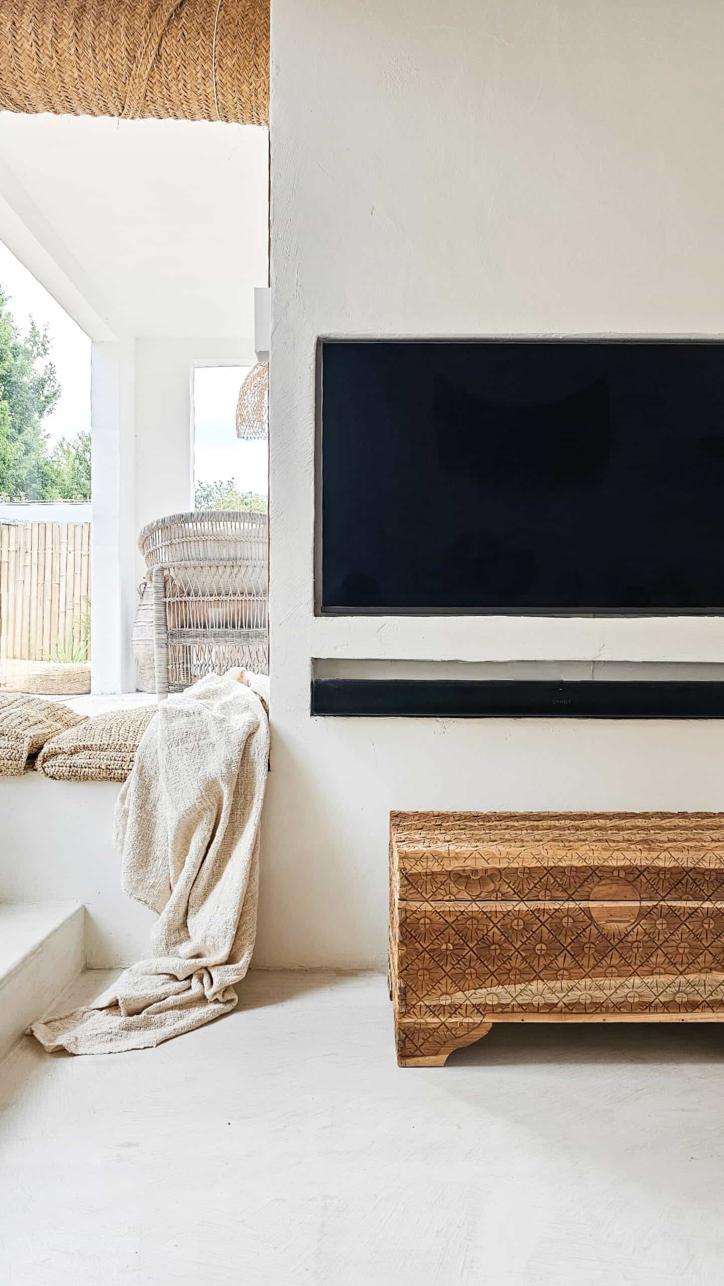 Granada Carved Wooden Chest - Intricate Geometric Storage