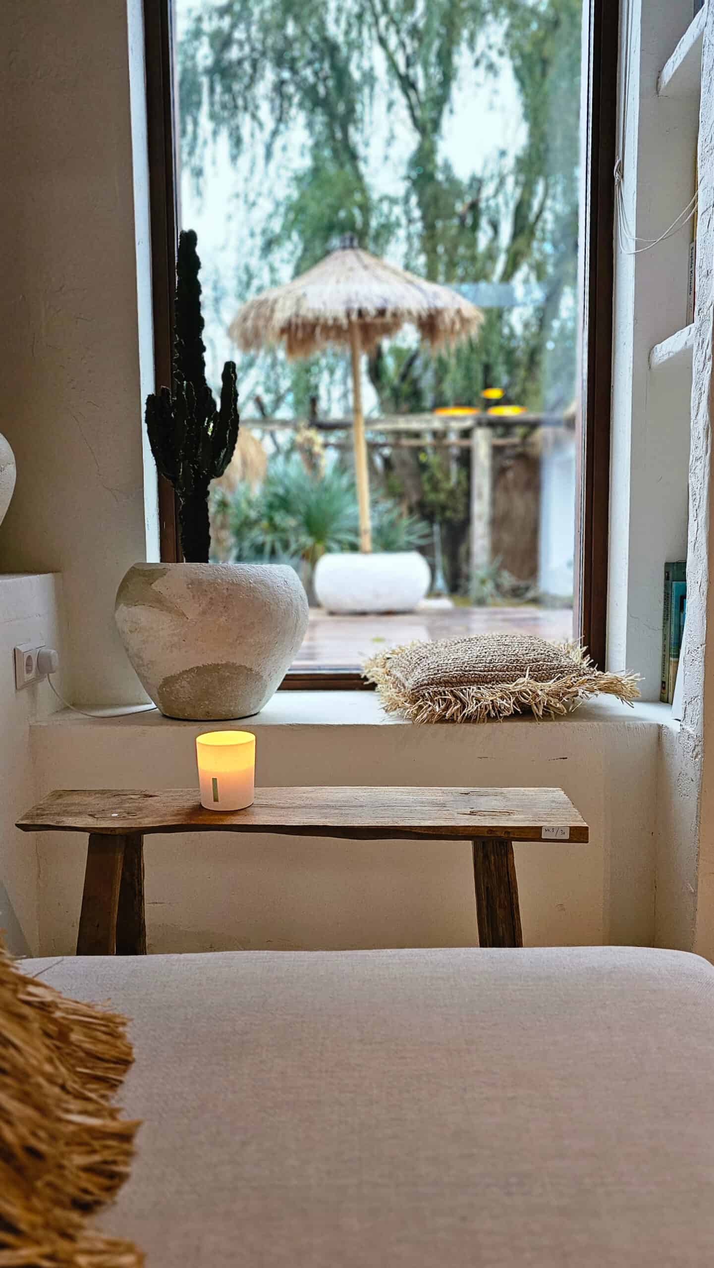 Galapagar Teak Charm Bench - Wooden Bench Model