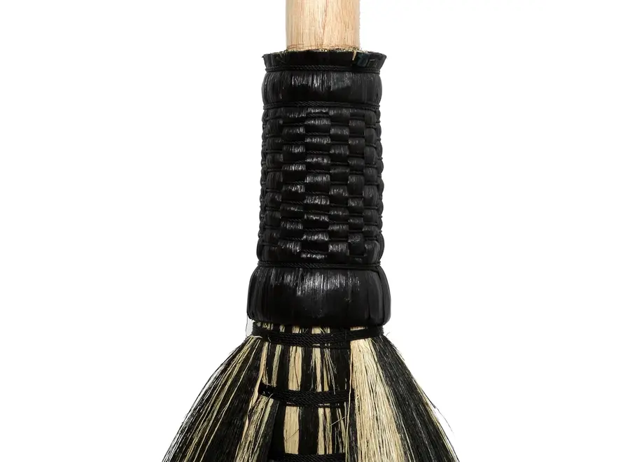 Cazorla Majestic Sweep - Decorative Indonesian Grass Broom
