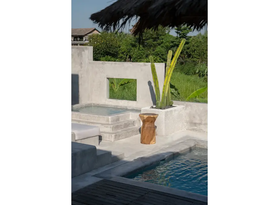 Bubión Bloom Stool - Suar Wood Stool