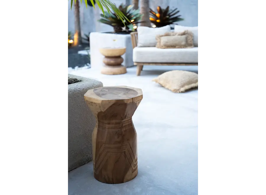 Bubión Bloom Stool - Suar Wood Stool