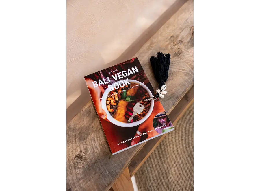 Cabo de Gata Boho Charm - Seashell Tassel Keychain