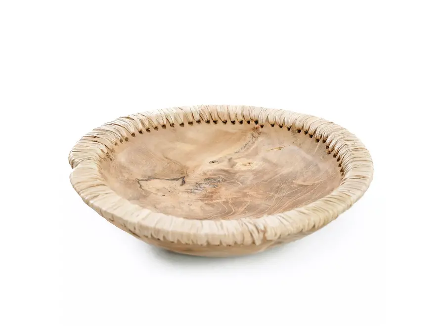 Besalú like me - wooden bow