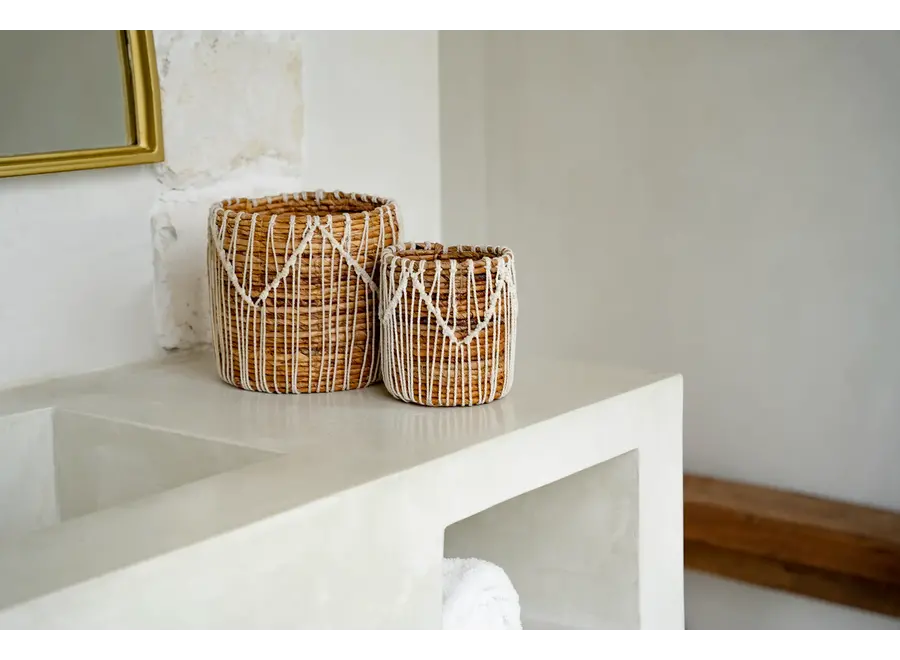 Mallorca Macra-Mazing Holder - Banana Leaf Basket