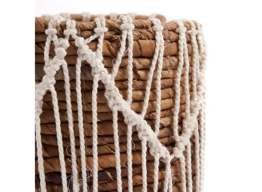 Mallorca Macra-Mazing Holder - Banana Leaf Basket