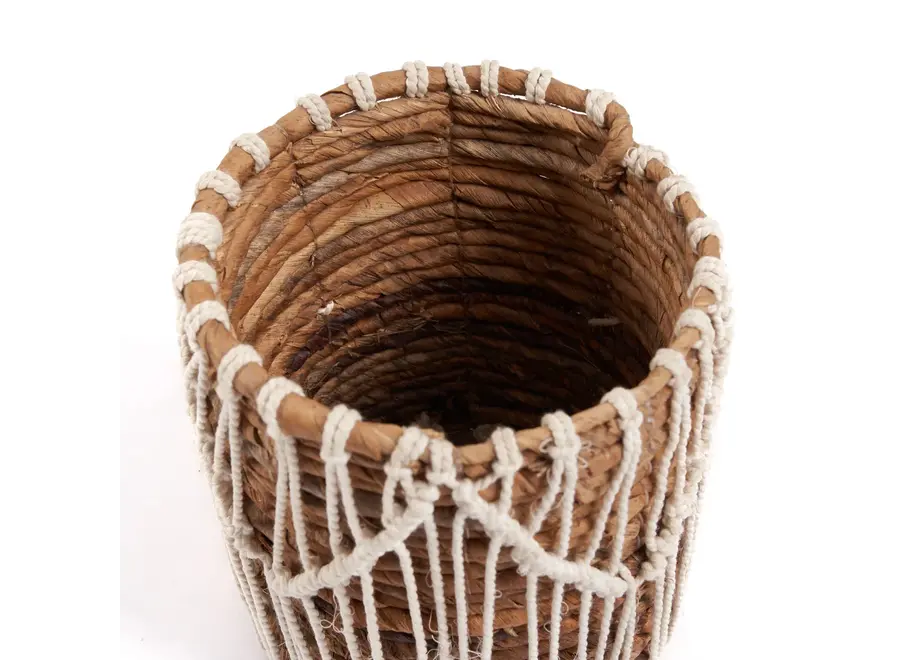 Mallorca Macra-Mazing Holder - Banana Leaf Basket