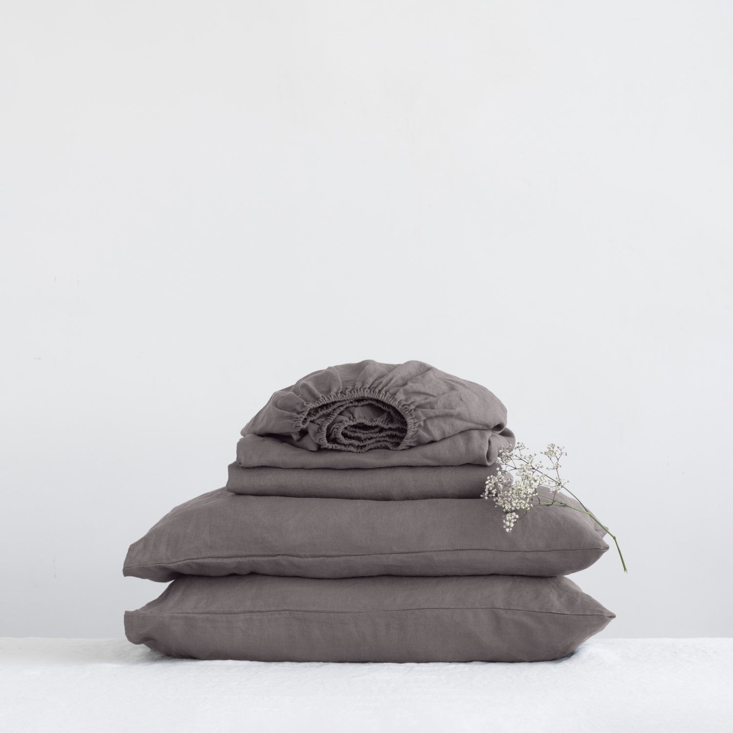 Cadiz Comfort Linen Ensemble - Hypoallergenic Bedding Set