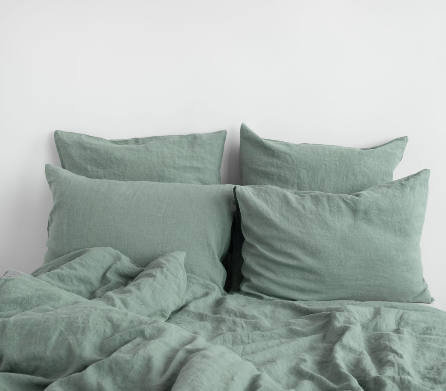 Sarria Slumber Linen Ensemble - Luxury Linen Bedding Set