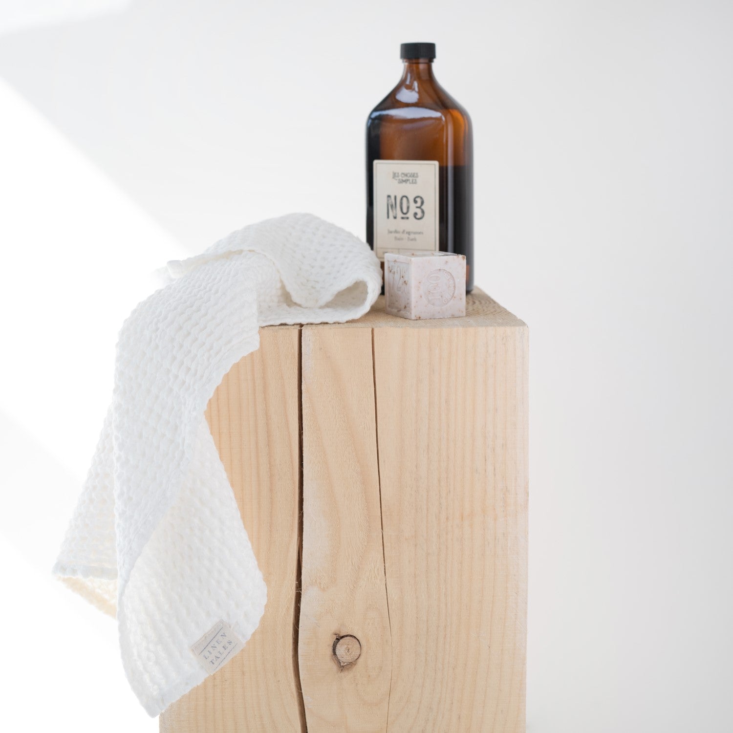 Avila Spa-Comfort Waffle Ensemble - Luxurious Linen & Cotton Towels